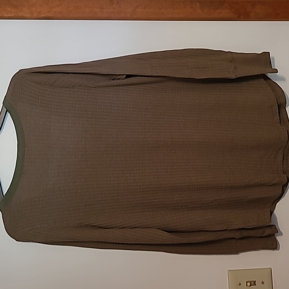 NWT Chloe & Jasmine olive green thermal Henry long sleeve shirt Sz 1X - Picture 6 of 8